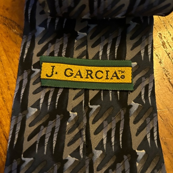 J. Garcia Mens 100% Silk Tie Chicken & Cat Collection Eighteen - Picture 6 of 6